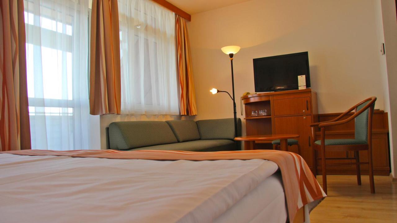 Hotel Panorama 3*